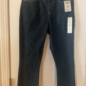 Levi's Women's Dark Blue Straight Leg Capri Jeans